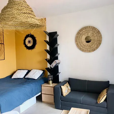 Grand Terrasse Climatise Et Calme Lejlighed *